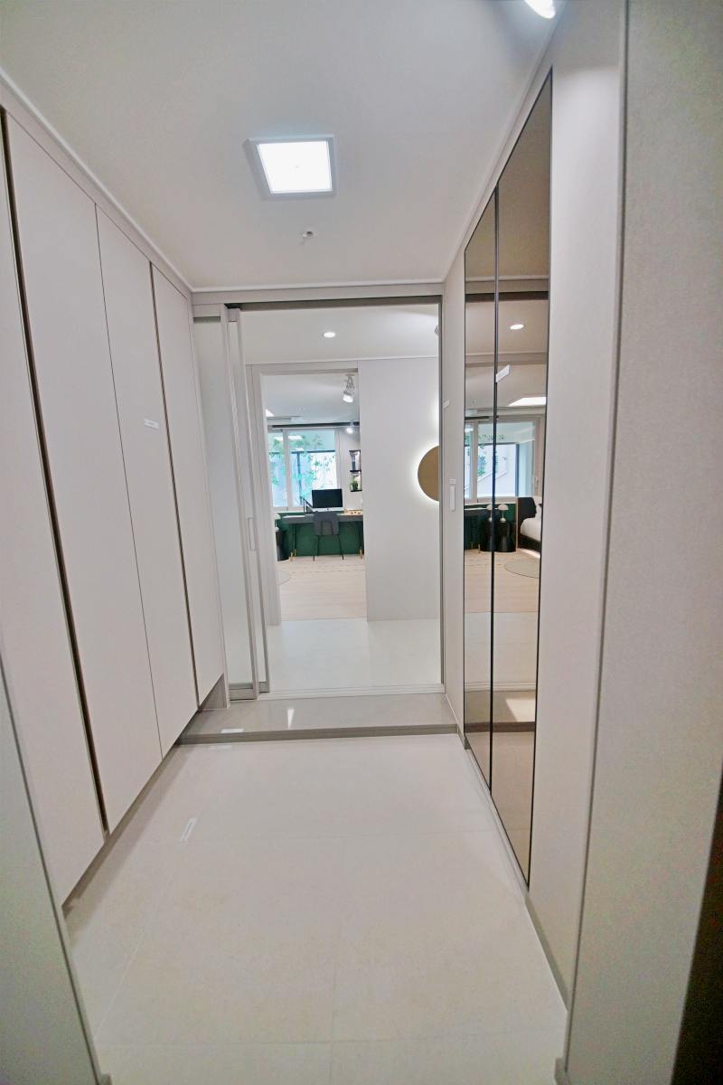  �����Ǿ� ����ź�� ����Ƽ �ΰ��Ӵ�  84���ֺ��� 46-02