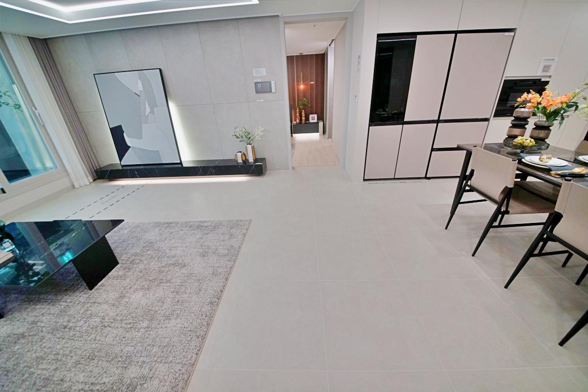  �����Ǿ� ����ź�� ����Ƽ �ΰ��Ӵ�  84���ֺ��� 46-104