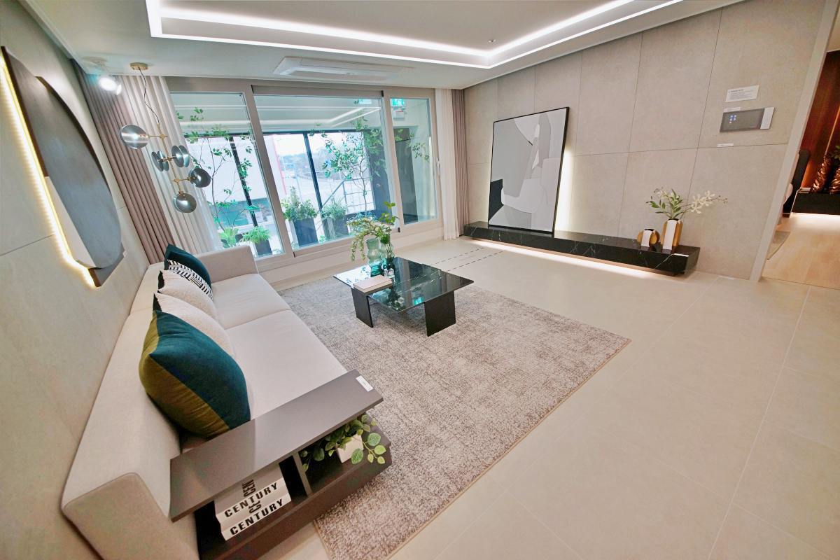  �����Ǿ� ����ź�� ����Ƽ �ΰ��Ӵ�  84���ֺ��� 46-28