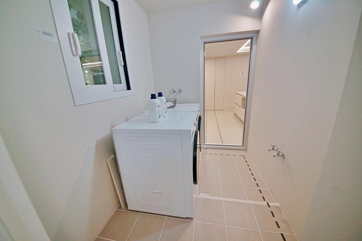  �����Ǿ� ����ź�� ����Ƽ �ΰ��Ӵ�  84���ֺ��� 46-71