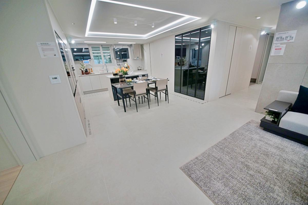  �����Ǿ� ����ź�� ����Ƽ �ΰ��Ӵ�  84���ֺ��� 46-96